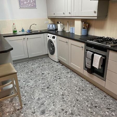 The Beeches - Serviced Duplex Apartment Sheffield Buitenkant foto